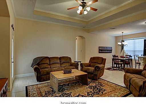 2nd image of 3736 Dove Hollow Ln