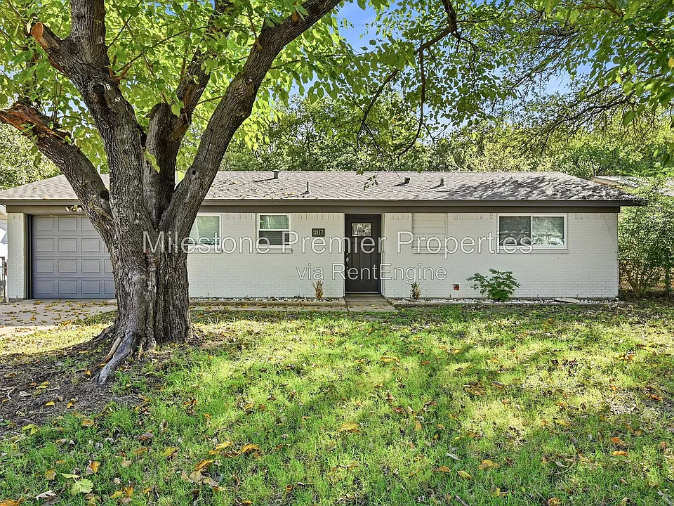 2117 N Duke Dr