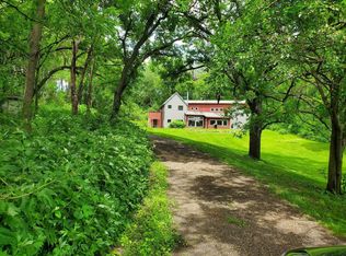 8884 County Road G, Mount Horeb, WI 53572