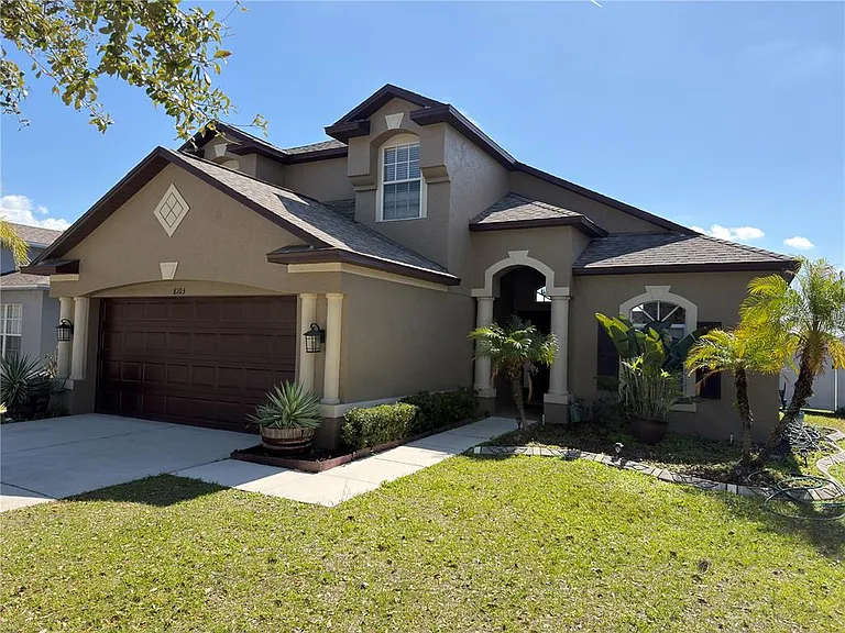8103 Tar Hollow Dr — Photo 2