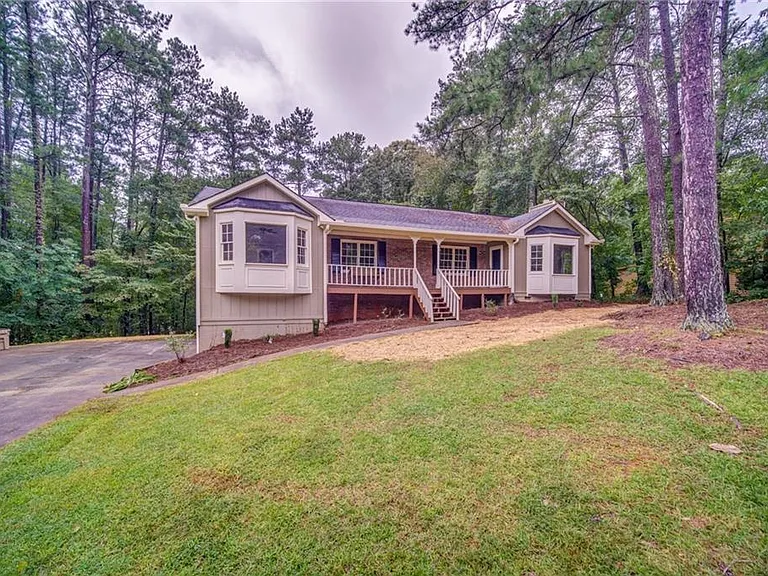311 Mariner Cir — Photo 34