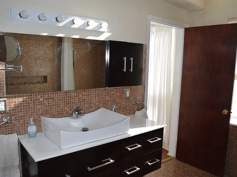314 Montoya St #1 — Photo 7