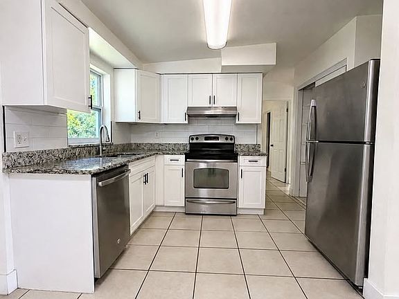 2nd image of 6639 Sandra Dr