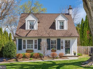 419 Locust Rd, Wayne, PA 19087