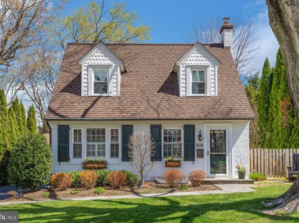 419 Locust Rd, Wayne, PA 19087