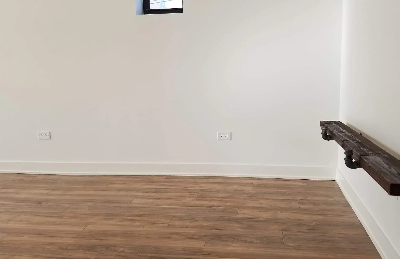 2 bed, 750 sqft, $1,375 — Photo 4
