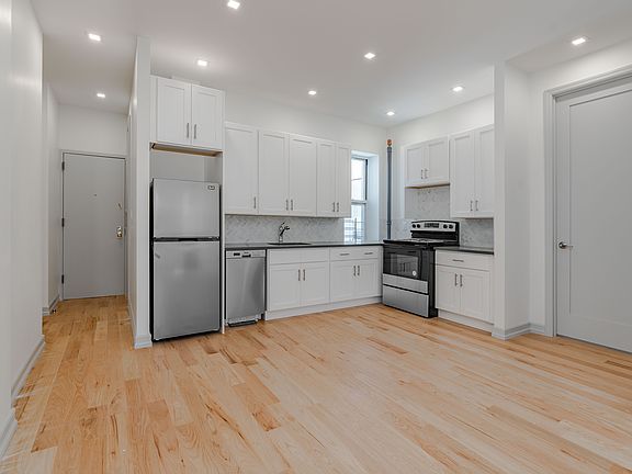 2nd image of 68 W 107th St APT 61