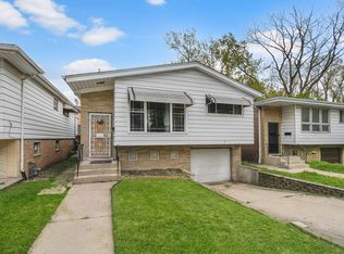 13059 Honore St, Blue Island, IL 60406