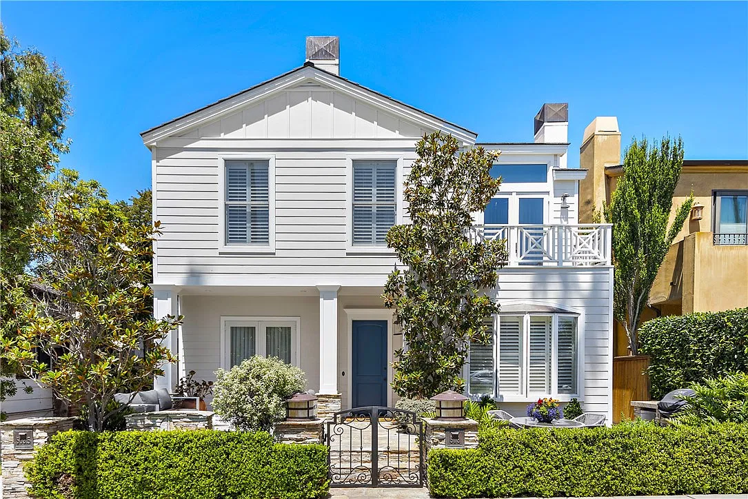 3 bed, 1944 sqft, $14,500 — Photo 1