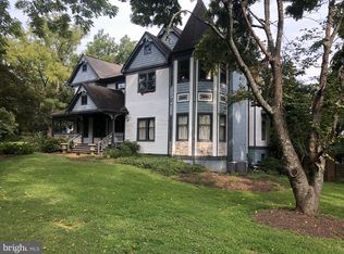 288 Windover Ave NW, Vienna, VA 22180