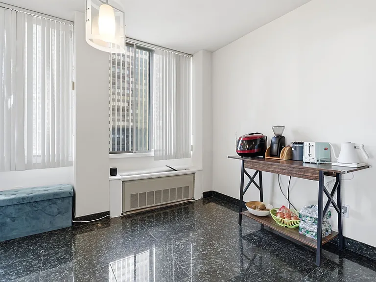 200 Winston Dr #720 — Photo 16