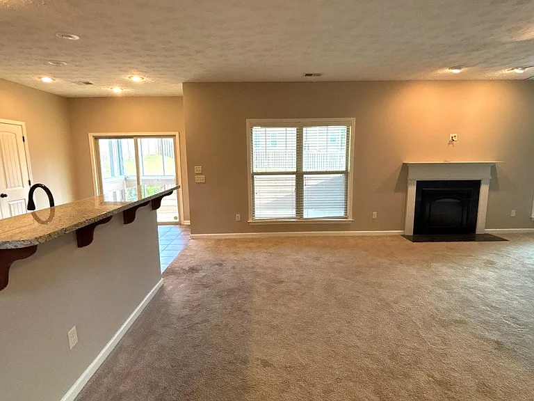 Living Room with fireplace