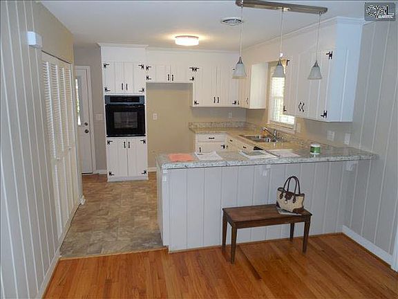 2nd image of 7041 Mountainbrook Dr