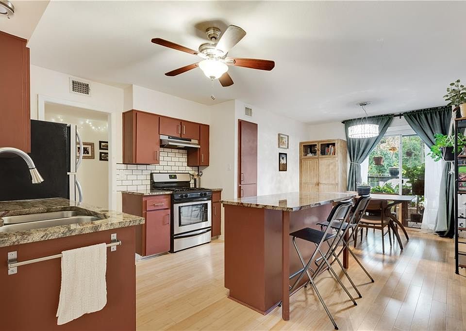 1st image of 2303 E Side Dr APT 123