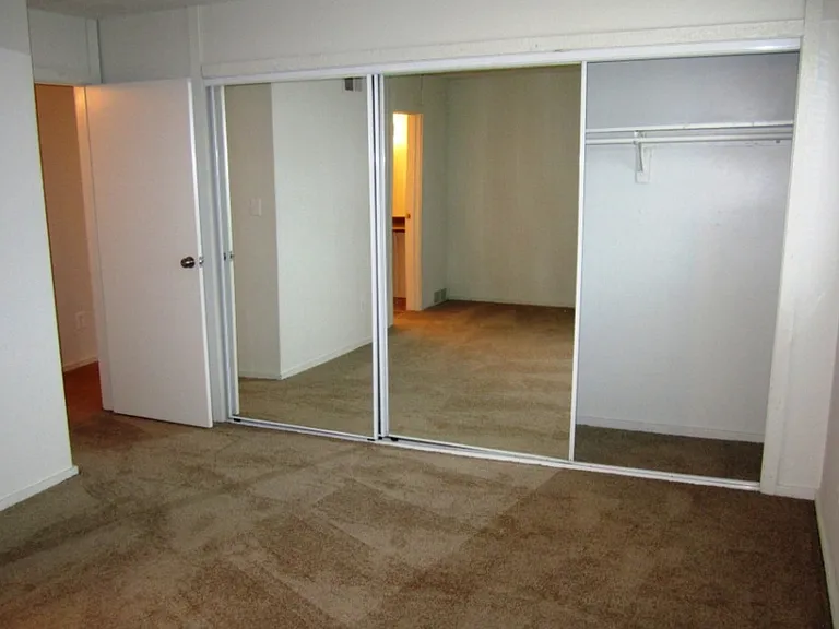 Meadowlark Hill — Photo 2