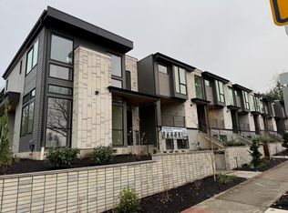 1720 Market St #A, Kirkland, WA 98033