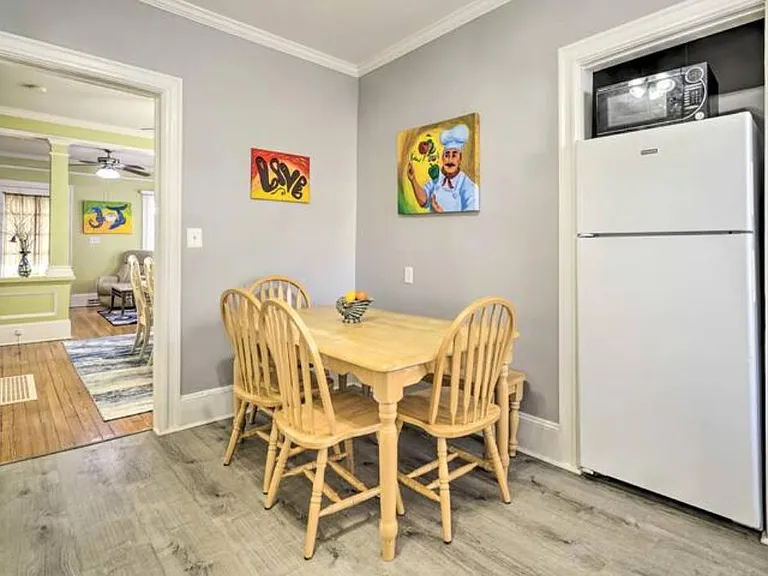317 Elberon Ave — Photo 4
