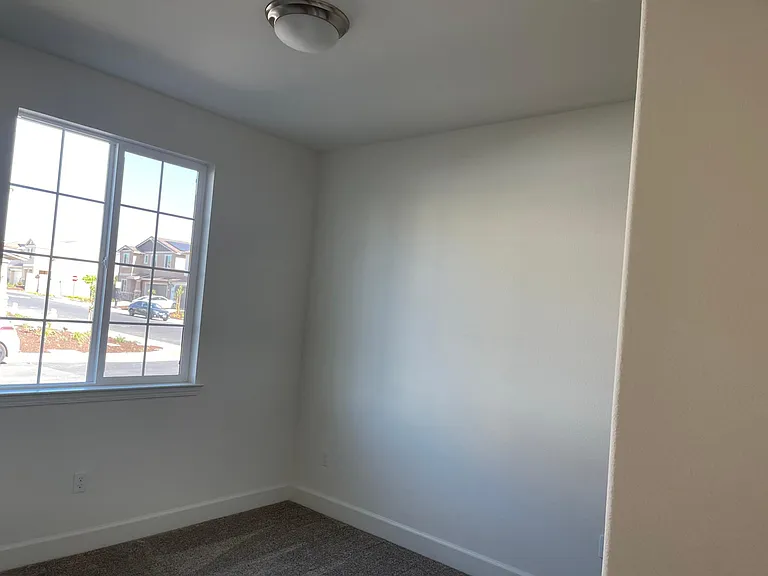 3261 Sherman Way — Photo 7