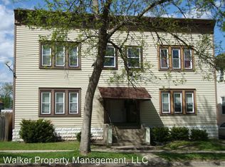 714 McKinley St APT 2, Janesville, WI 53548