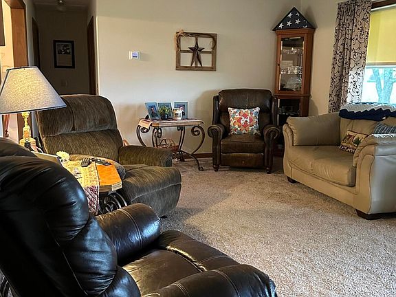4th image of 3393 County Road 135