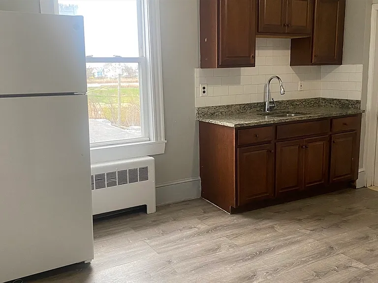 271 Shirley St #4 — Photo 12