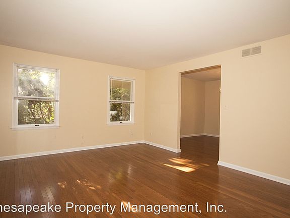4th image of 1105 Outlett Mills Ct