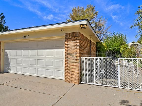 4th image of 13327 Desert Flower Pl NE