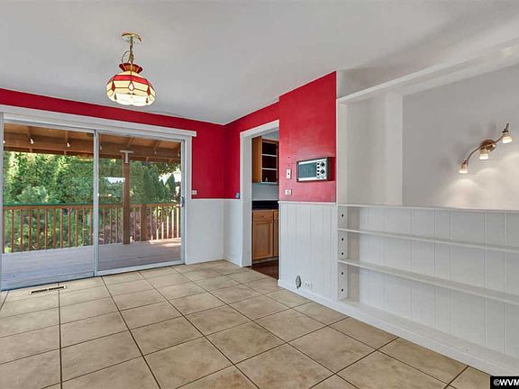 4th image of 532 Clarmount Ct NW