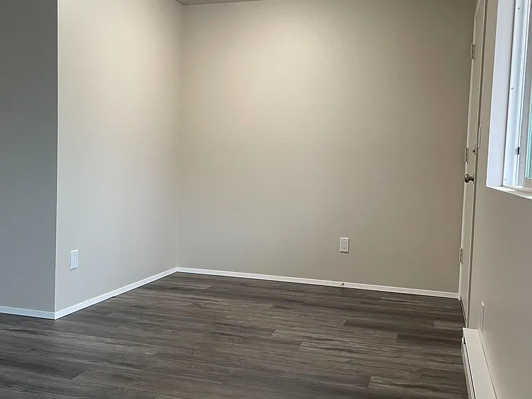 3829 Colby Ave #7 — Photo 6