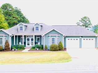 3566 Old Shelby Rd, Hickory, NC 28602