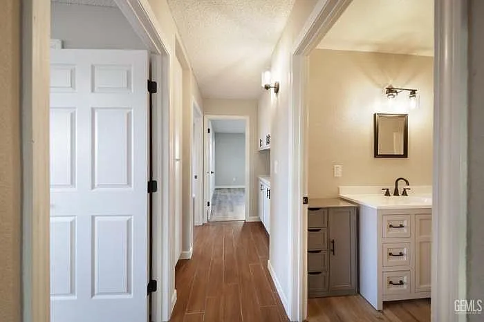 21231 Corwin St — Photo 10