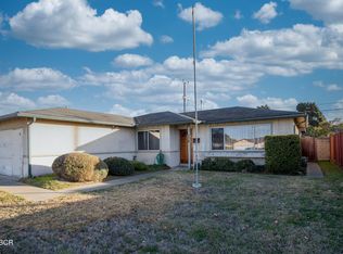904 W Nectarine Ave, Lompoc, CA 93436