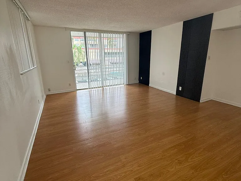 404 NW 68th Ave #206 — Photo 9