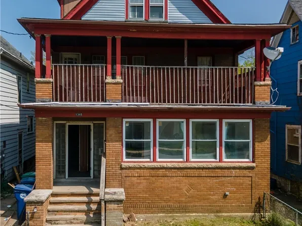1348 Pierce Ave, Niagara Falls, NY 14301