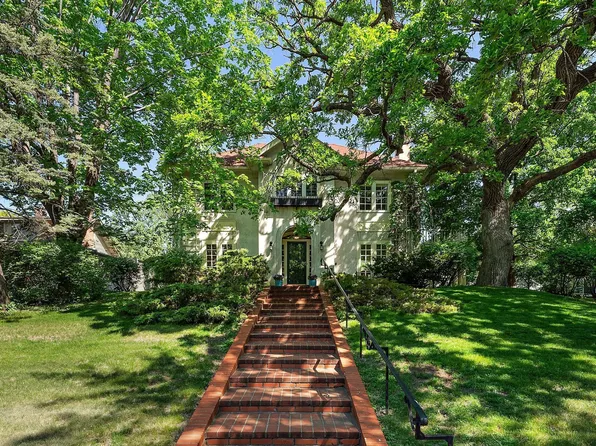 2181 Carter Ave, Saint Paul, MN 55108