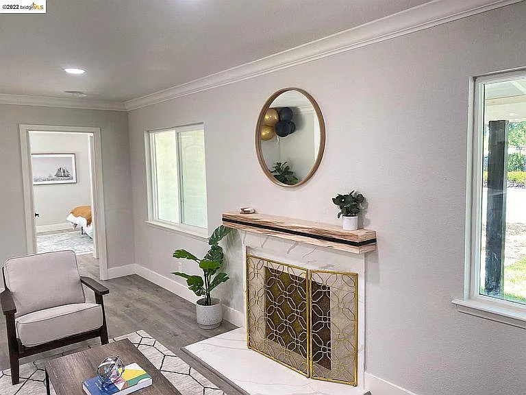155 Taylor Blvd — Photo 15