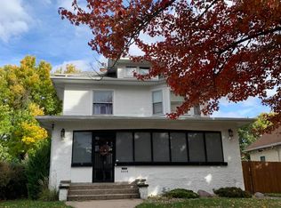 2006 S Main St, Burlington, IA 52601