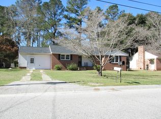 38 Thelma Dr, Sumter, SC 29150