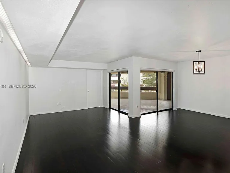 9020 SW 125th Ave #F303 — Photo 2