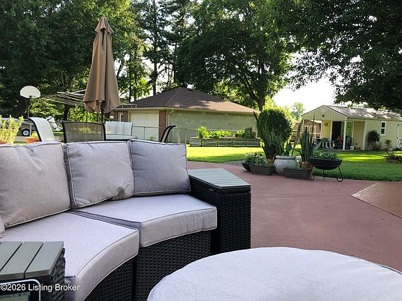 3rd image of 3808 Gaywood Dr
