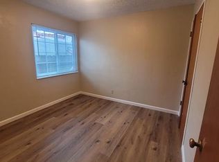 73 Dutton Ave #B, San Leandro, CA 94577