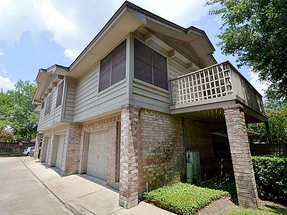 3rd image of 2711 Grants Lake Blvd APT 71