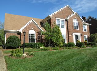 7003 Wooded Meadow Rd, Louisville, KY 40241