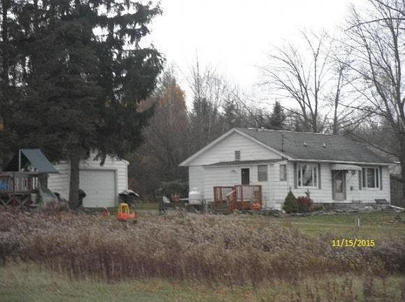 2nd image of 470 Mount Hunger Rd