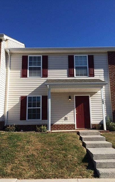 1st image of 45 Charleston Ln
