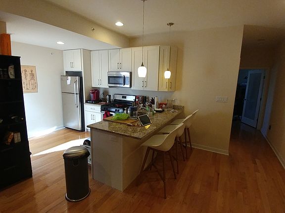 2nd image of 704 N 20th St APT 6