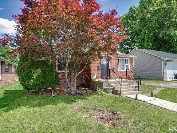 3rd image of 315 Doerr St