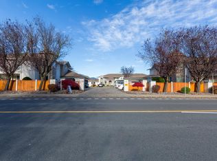 45435 Knight Rd #3, Chilliwack, BC V2R3E8