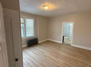 1149 Elmwood Ave #4, Providence, RI 02907