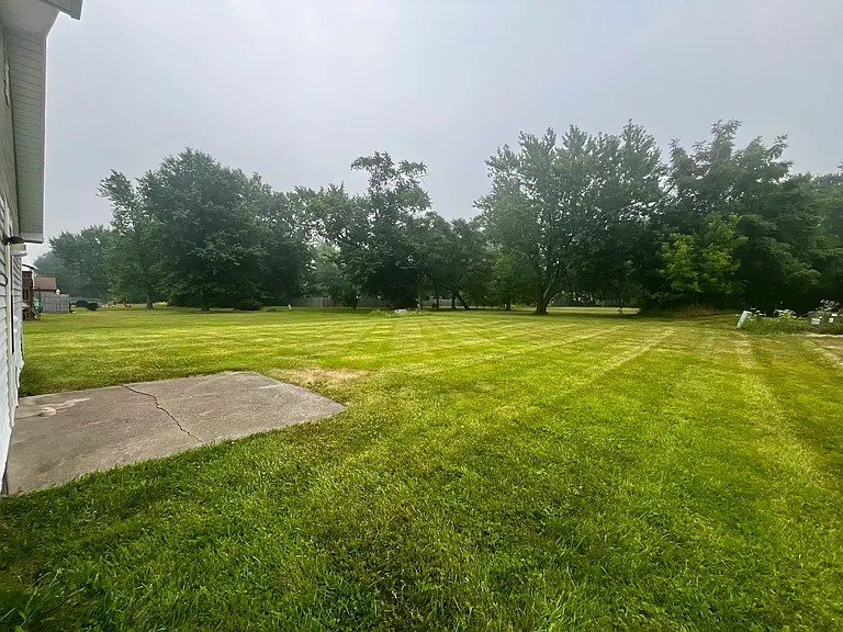 3326 Kendale Dr — Photo 3